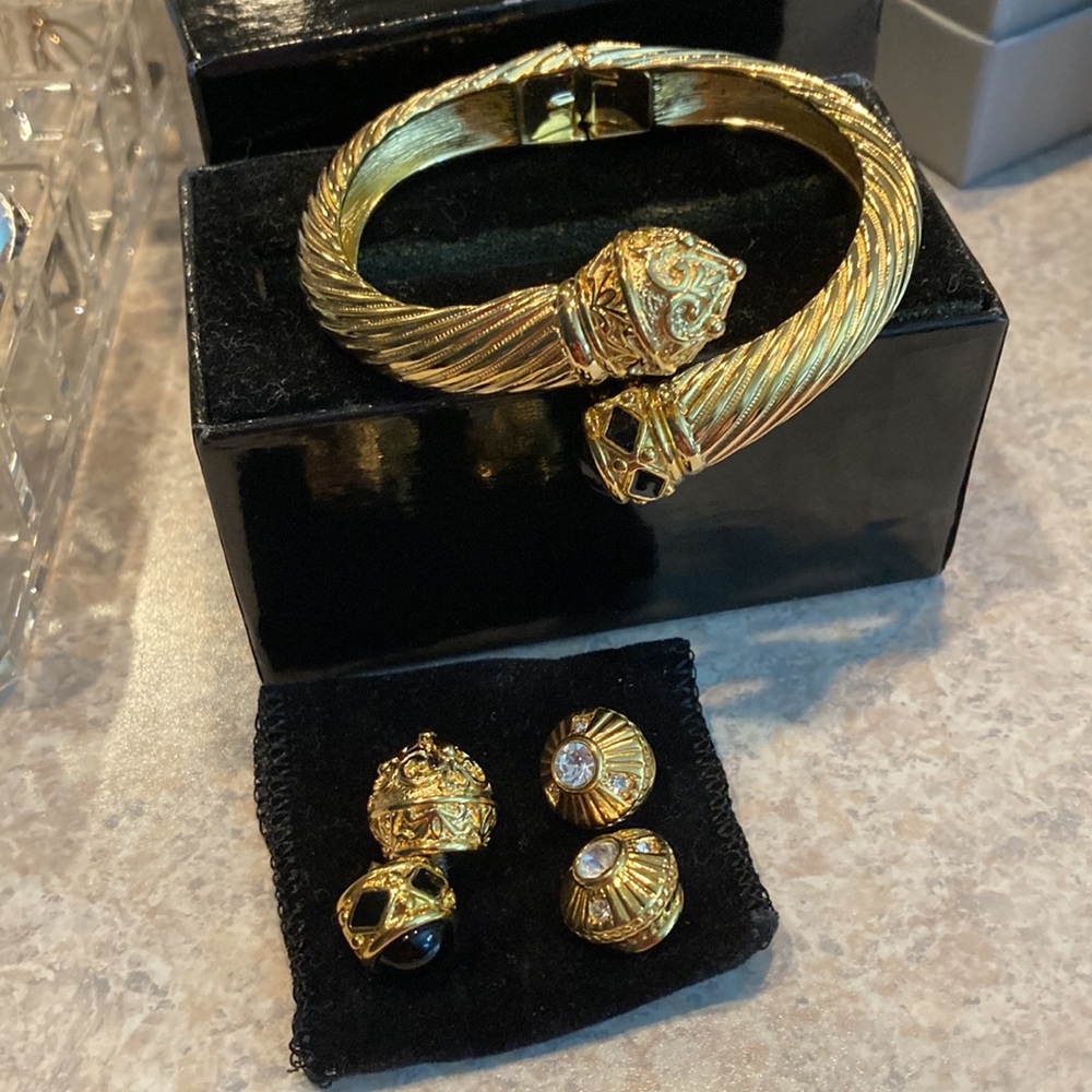 Joan Rivers Interchangeable Bangle set - Picture 4 of 5